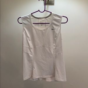 NIKE WOMENS TENNIS TANK